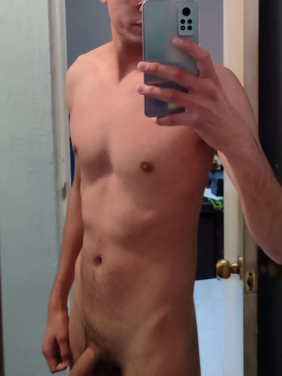 (m) 26. posted by MeloGodinez