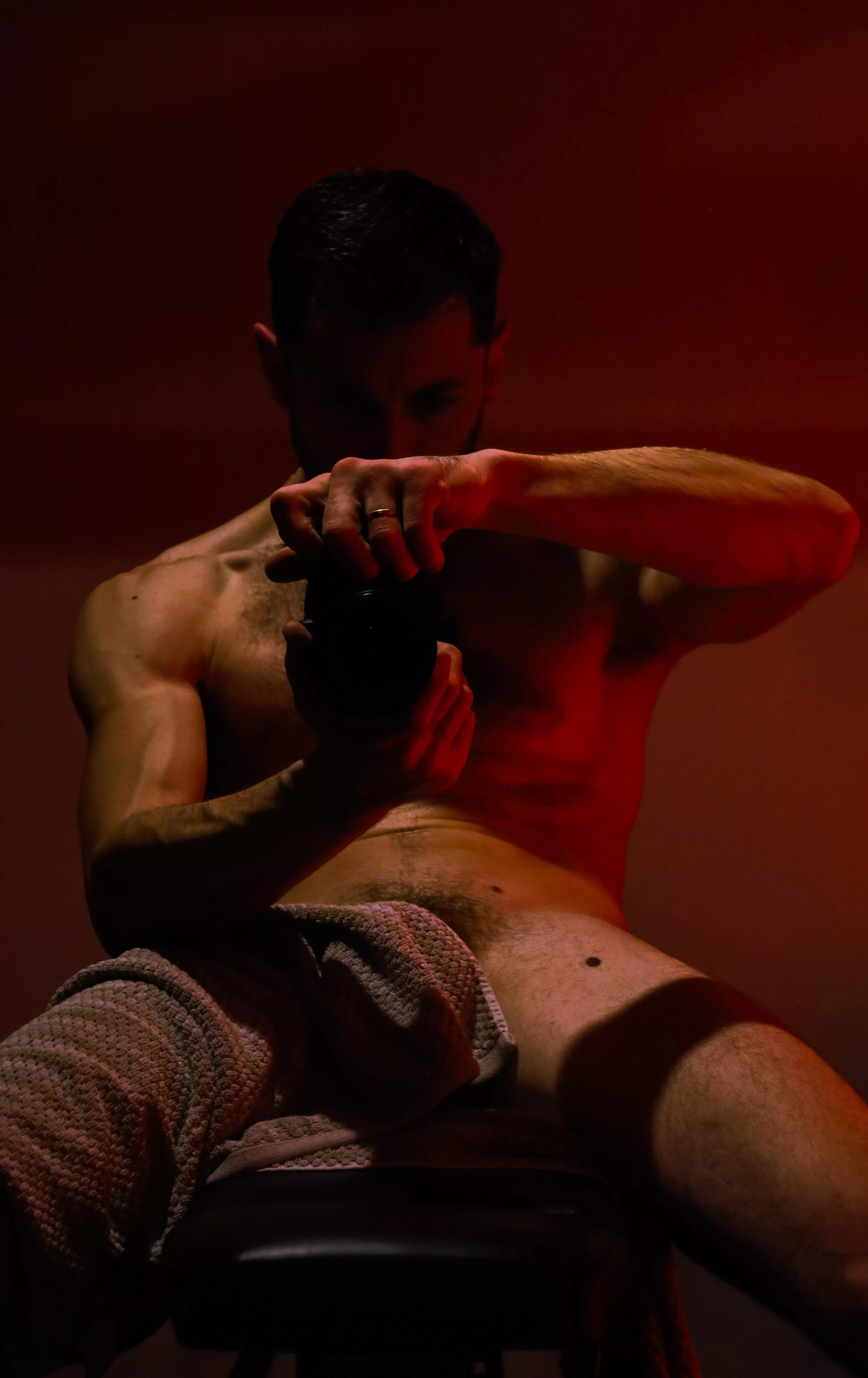 [M] 37  posted by loucage222