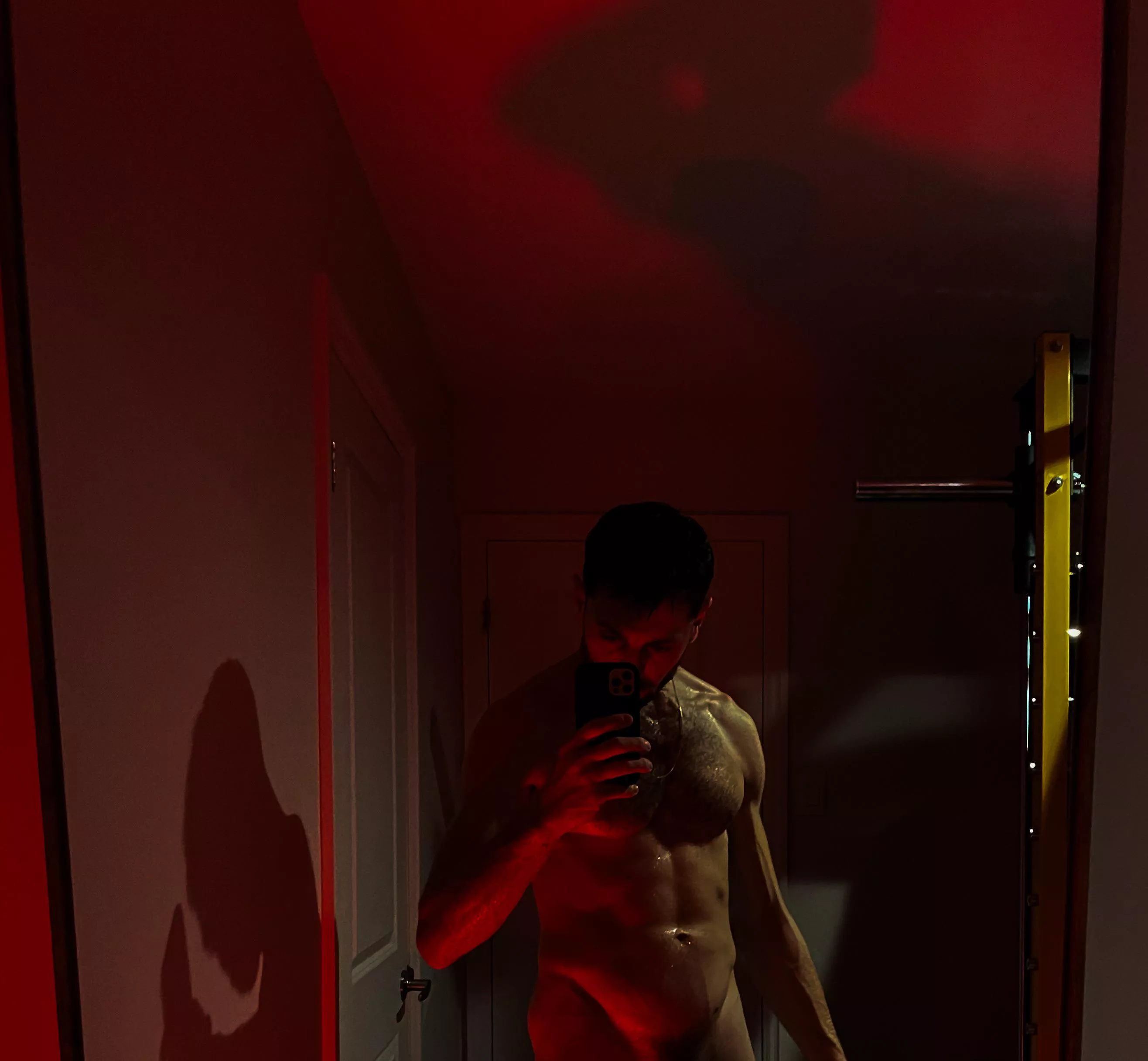 [M] 37 posted by loucage222