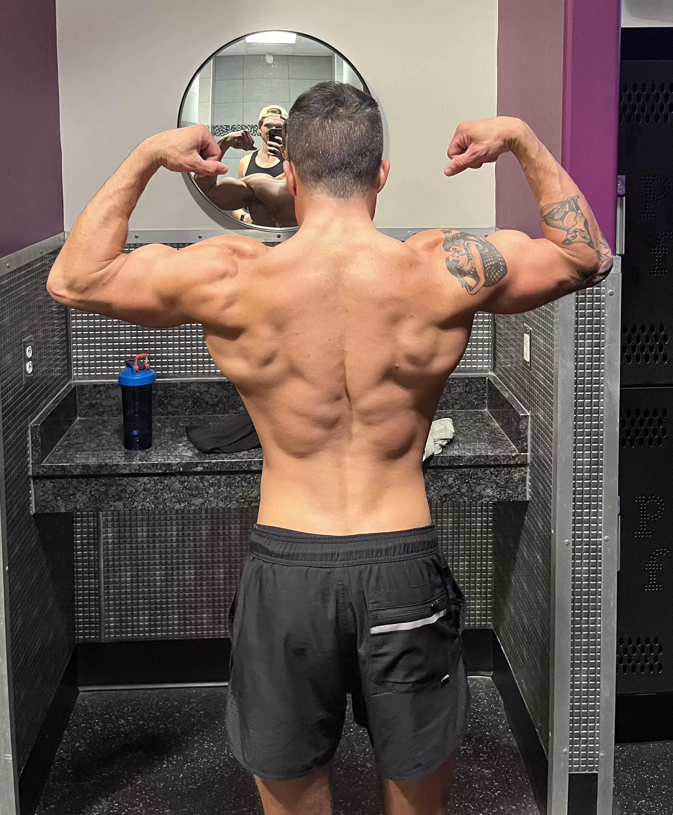 [m] Backs kinda strong posted by deklanscock