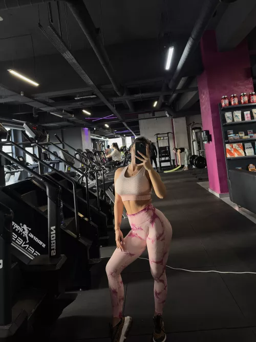 Perfect outfit for a workout by upwindPride75