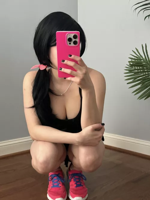 Searching for a workout buddy 🤸🏻‍♀️ by Fruit_Feet