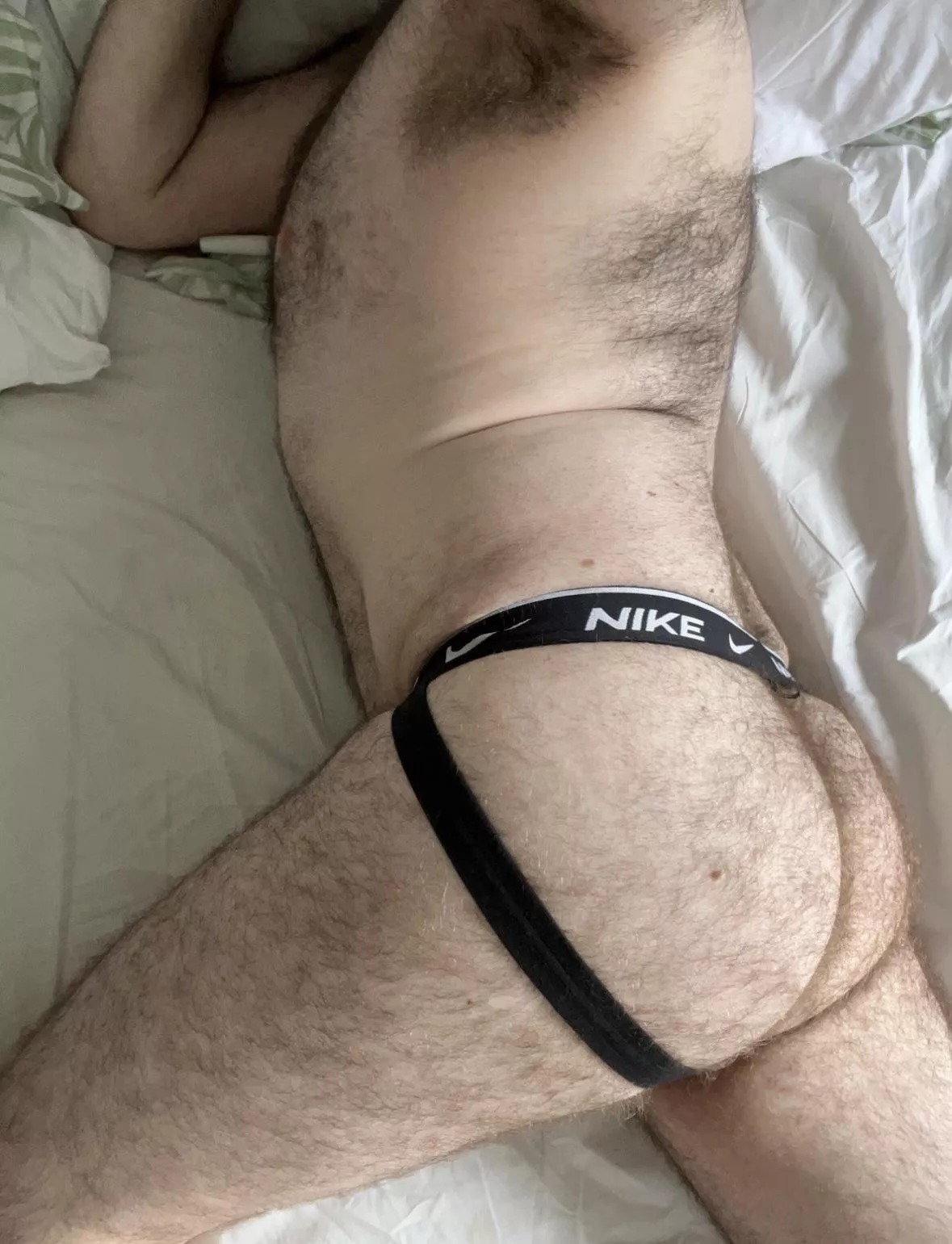 Slide into my DMs and make me buttgasm, maybe? 🫢 posted by nninetales93