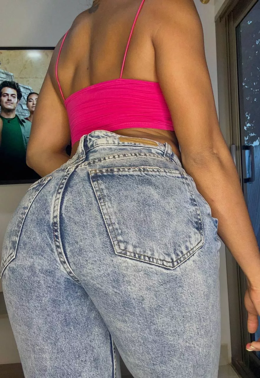 These jeans are so fun to wear out posted by Clarissa_Joan