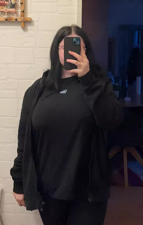 Too Busty to Hide in a Baggy Shirt by DiamondStalker