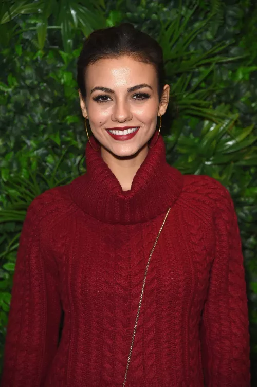 Victoria Justice by ViRuZ17k