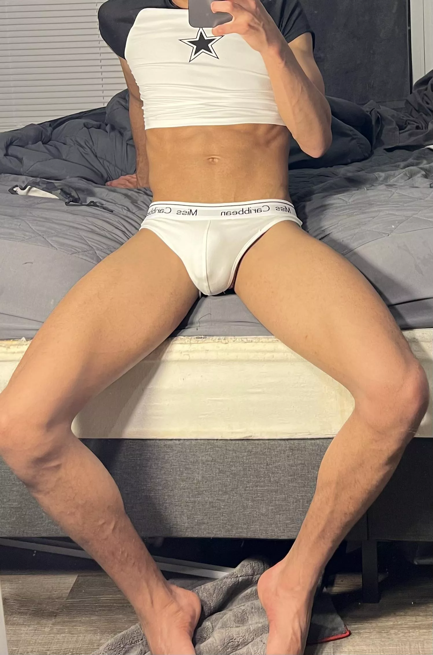 Wanna cuddle 🥺 posted by lil_peanut_21