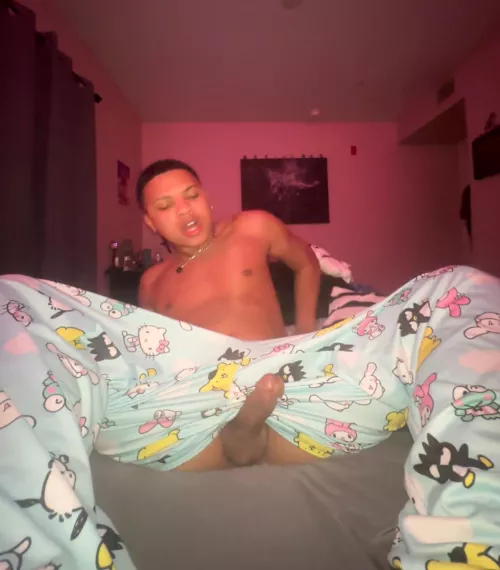 (26) drop a 🩷 if you’d accept my nudes with no questions by covenbabyyy