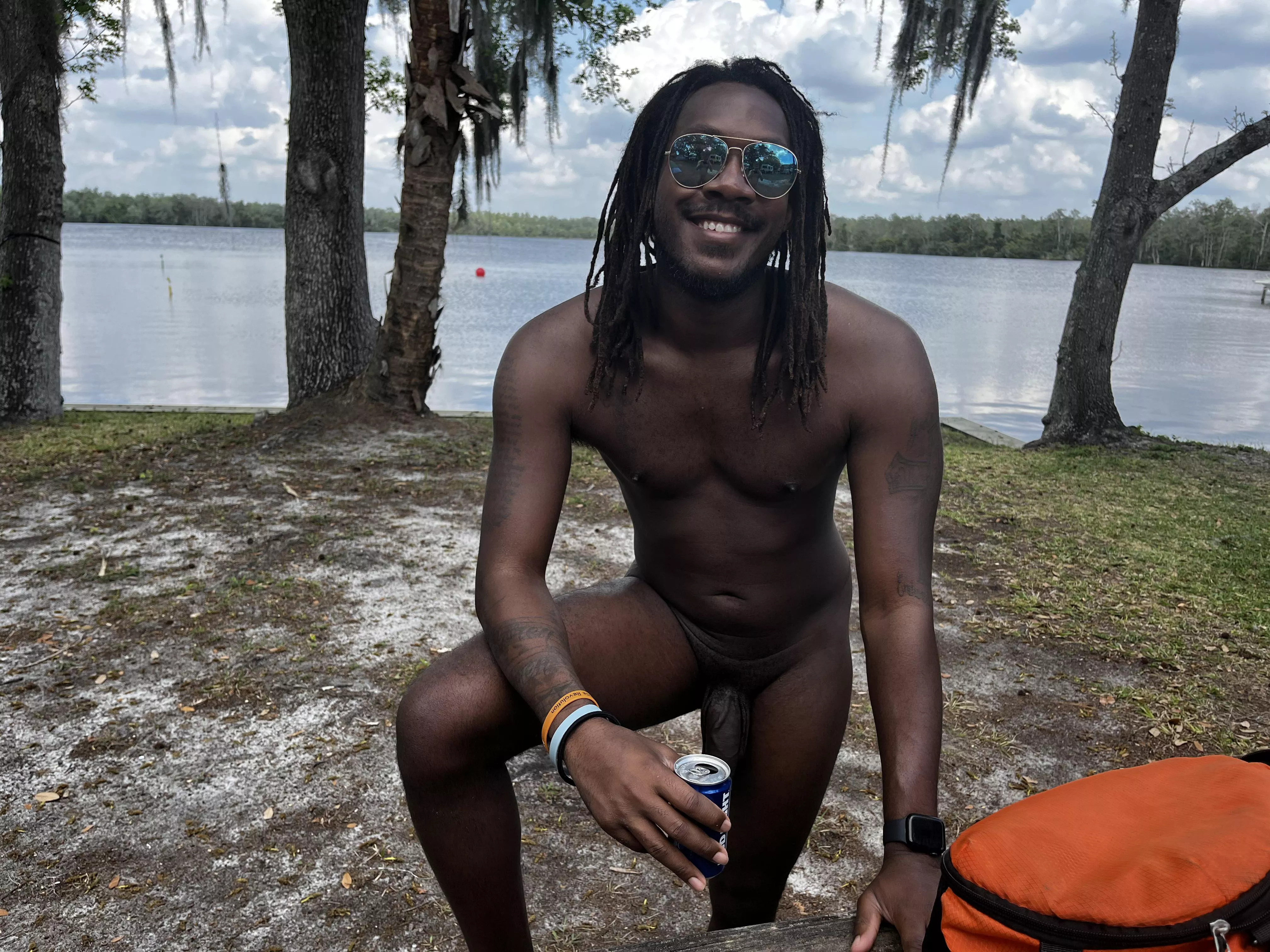 33 in Florida looking for fellow nudist in the state.  posted by No-Leadership-2672