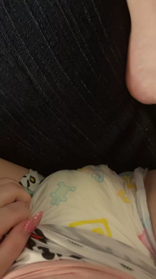 A sneaky check 😈 by slowpoke19