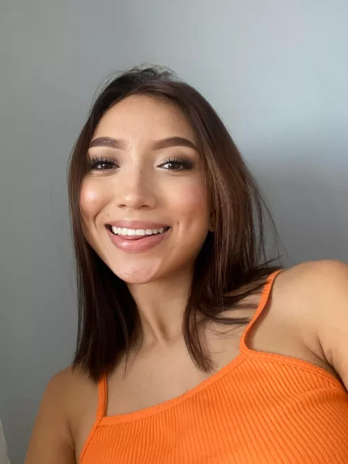 Always make sure to be happy by xoLuciaaxo