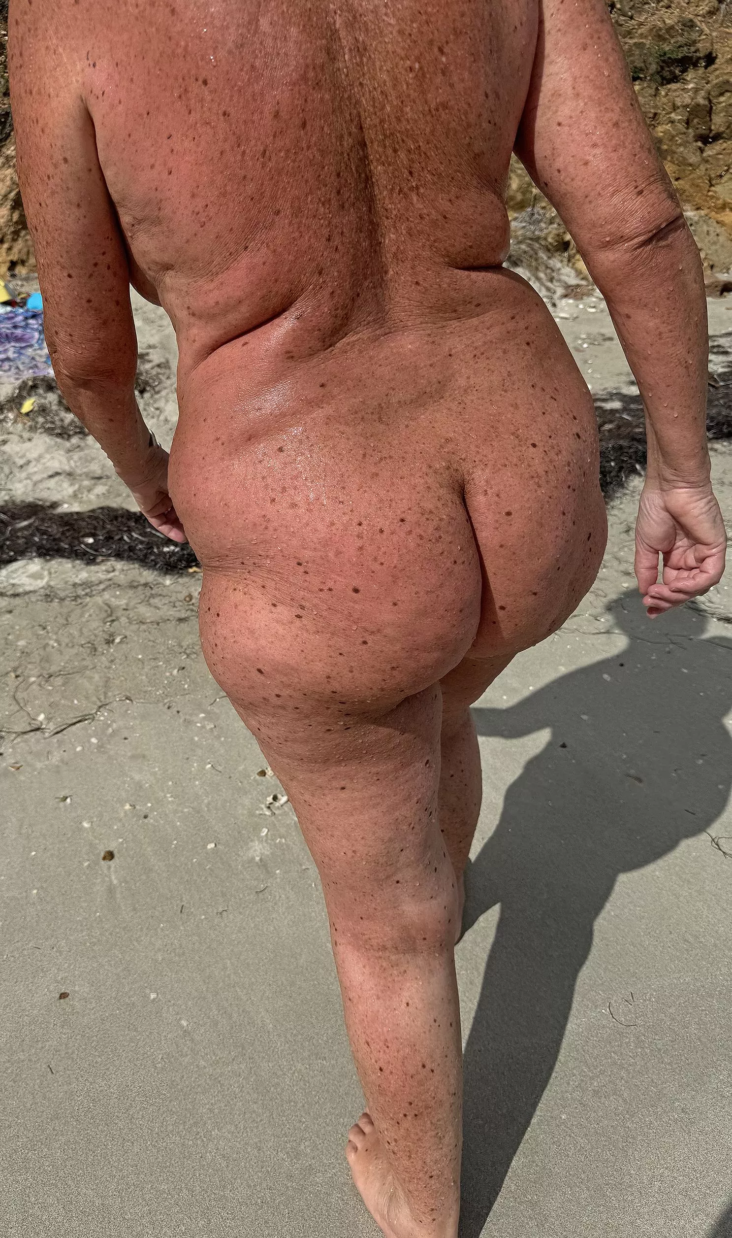 Big gilf ass posted by harrywilf