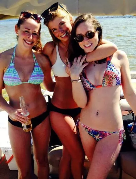 Bikini Trio posted by wakkaffx2