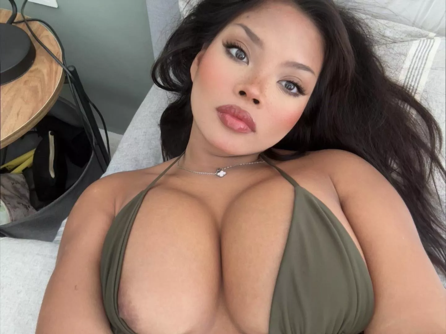 can i share with your bed please posted by thesweet_submissive