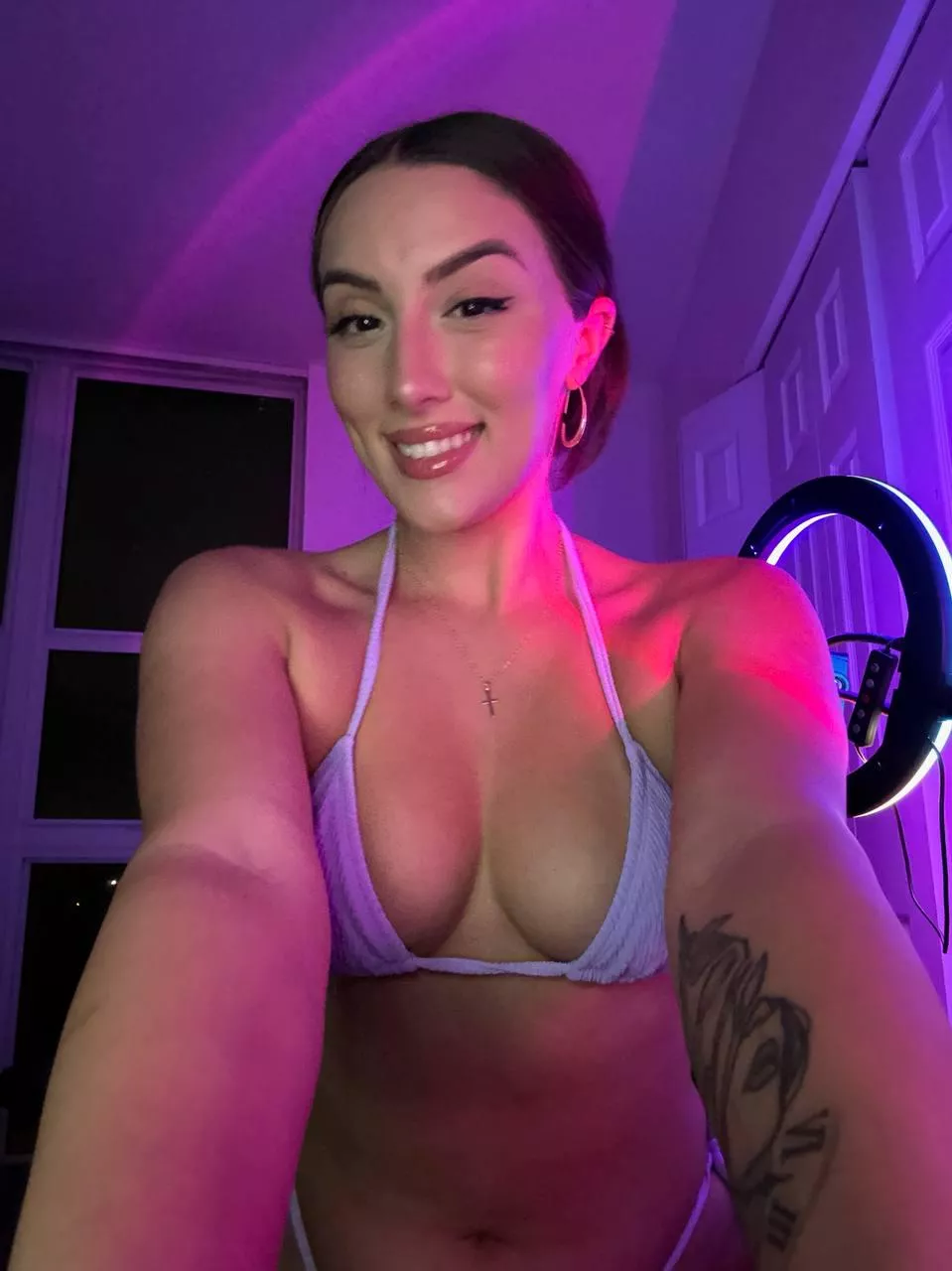 Can we be friends? With benefits of course :) posted by CuteBandi