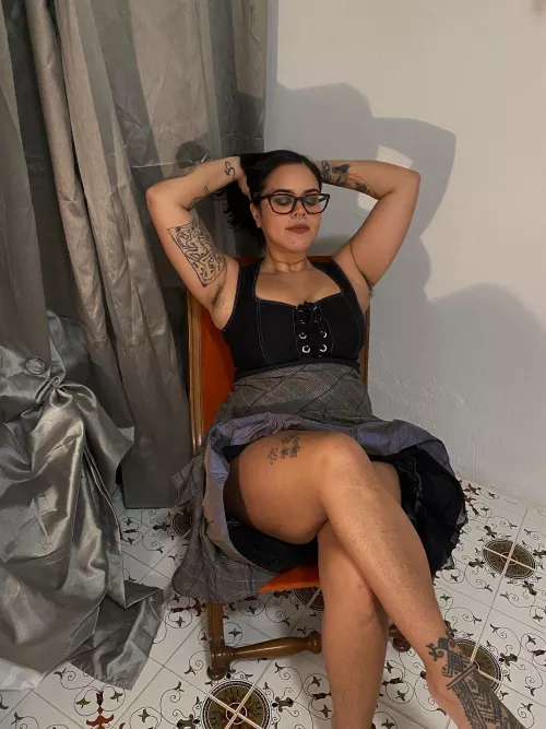 Can you handle a hairy queen like me? by maia-rae