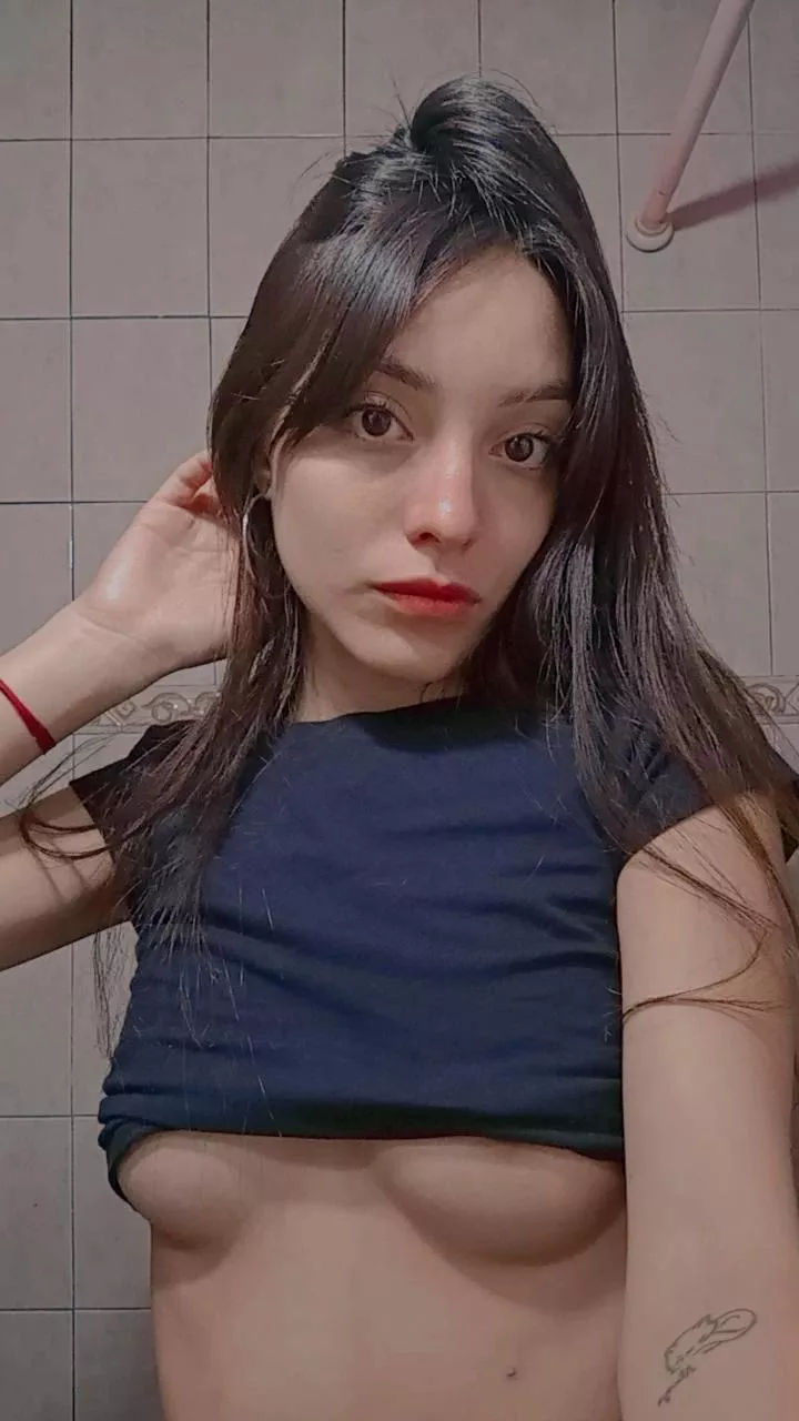 Does my small 18yo body in this turny ou on? posted by randomnameeee