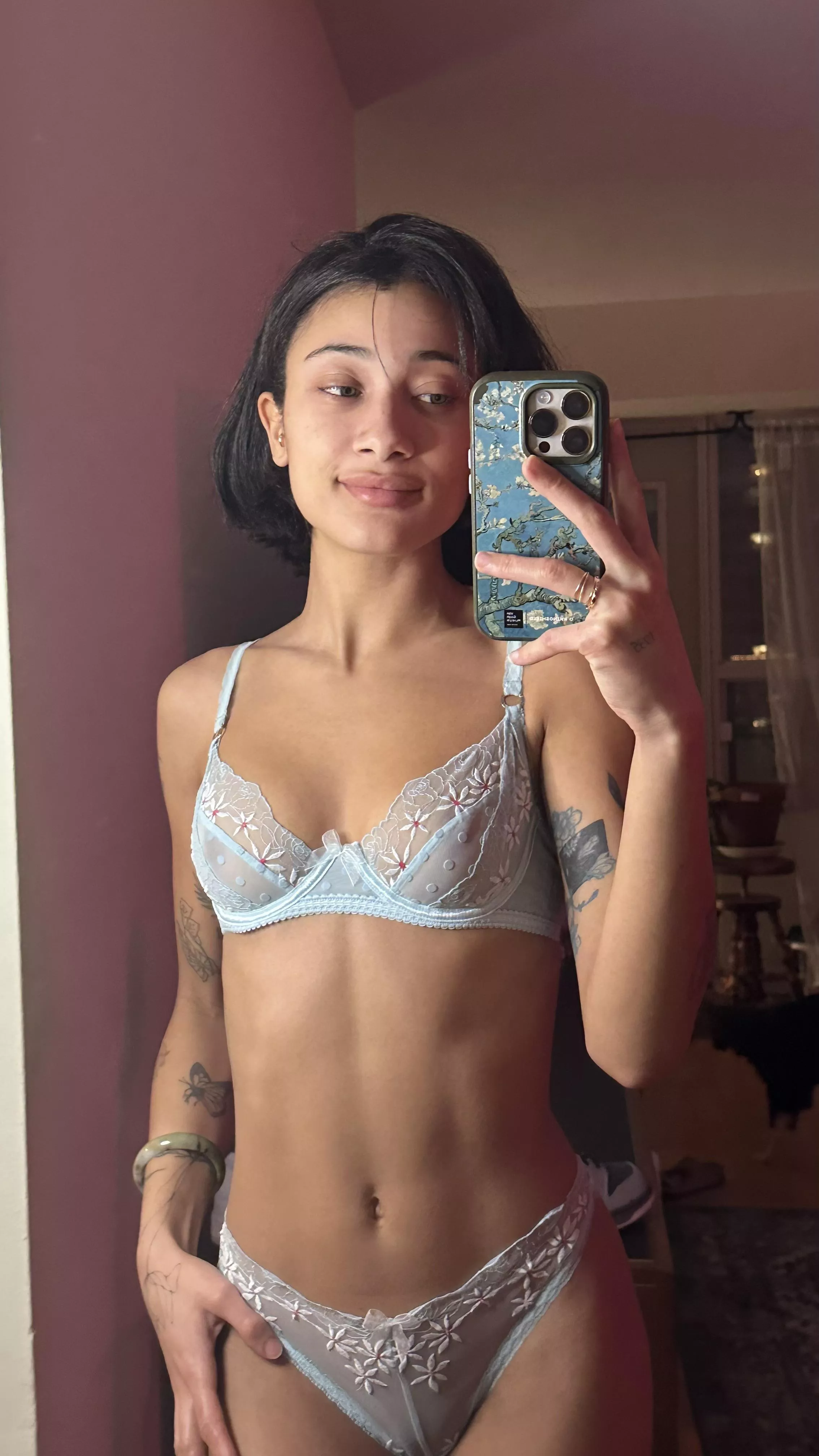 Feeling very very cute in blue :) posted by MulberryGlum4991