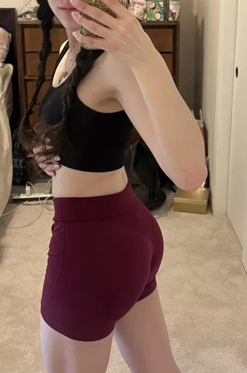 glutes and hammies day (F) by skyhighvi