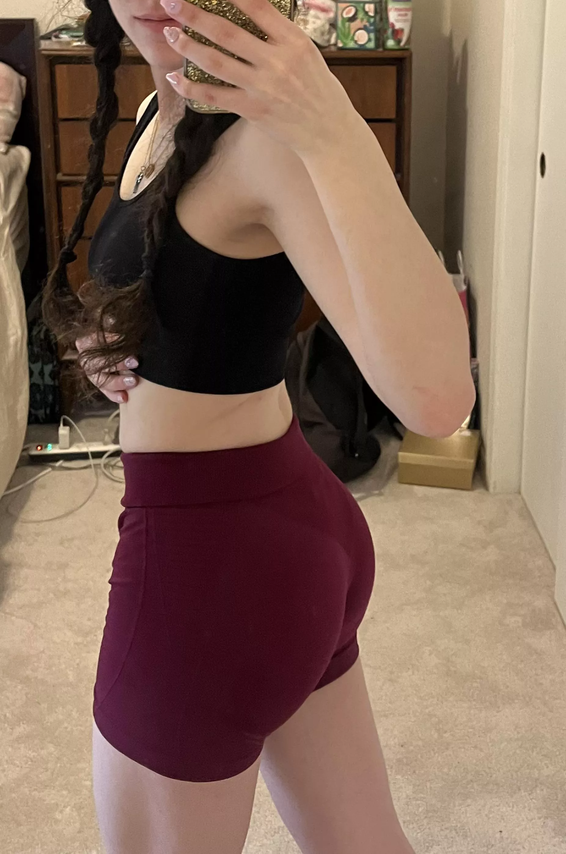 glutes and hammies day (F) posted by skyhighvi