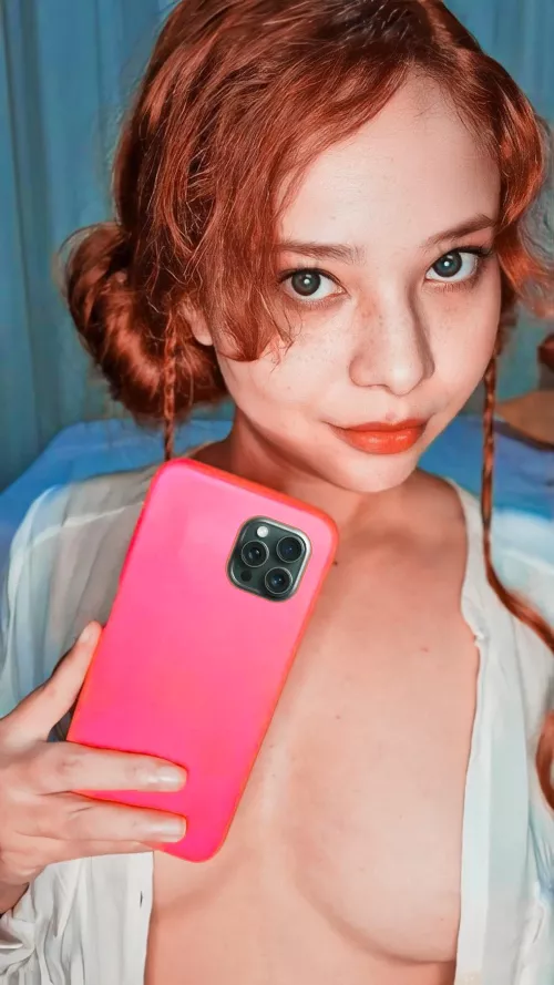 Hey there everyone have a great day. Take a sexy selfie today. by WatchfulPairing