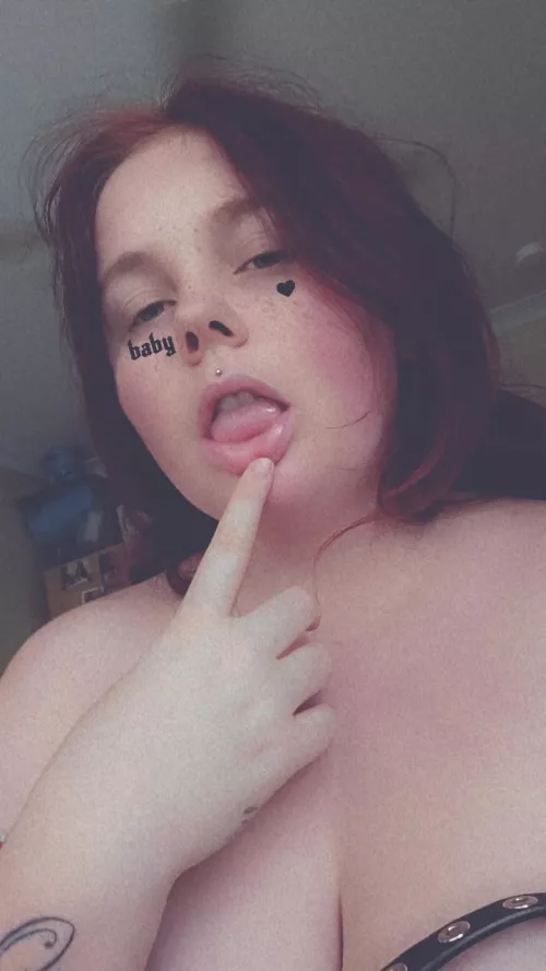 Hey you ( NSFW F 25) by LollyRed01