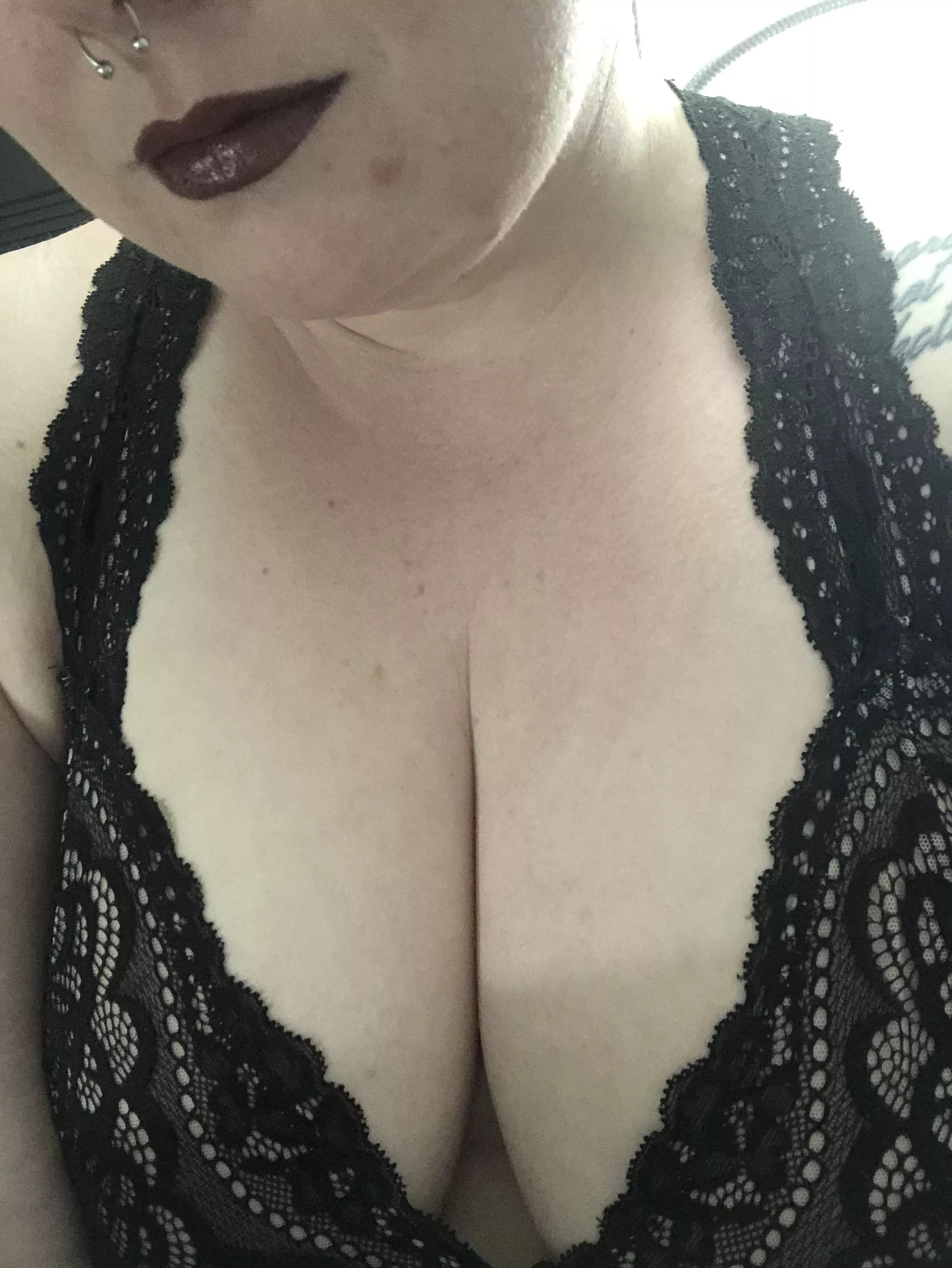 Hope you like my lipstick daddy. posted by bbwlittle