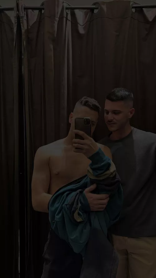 How hot in the fitting rooms by Badandrawon