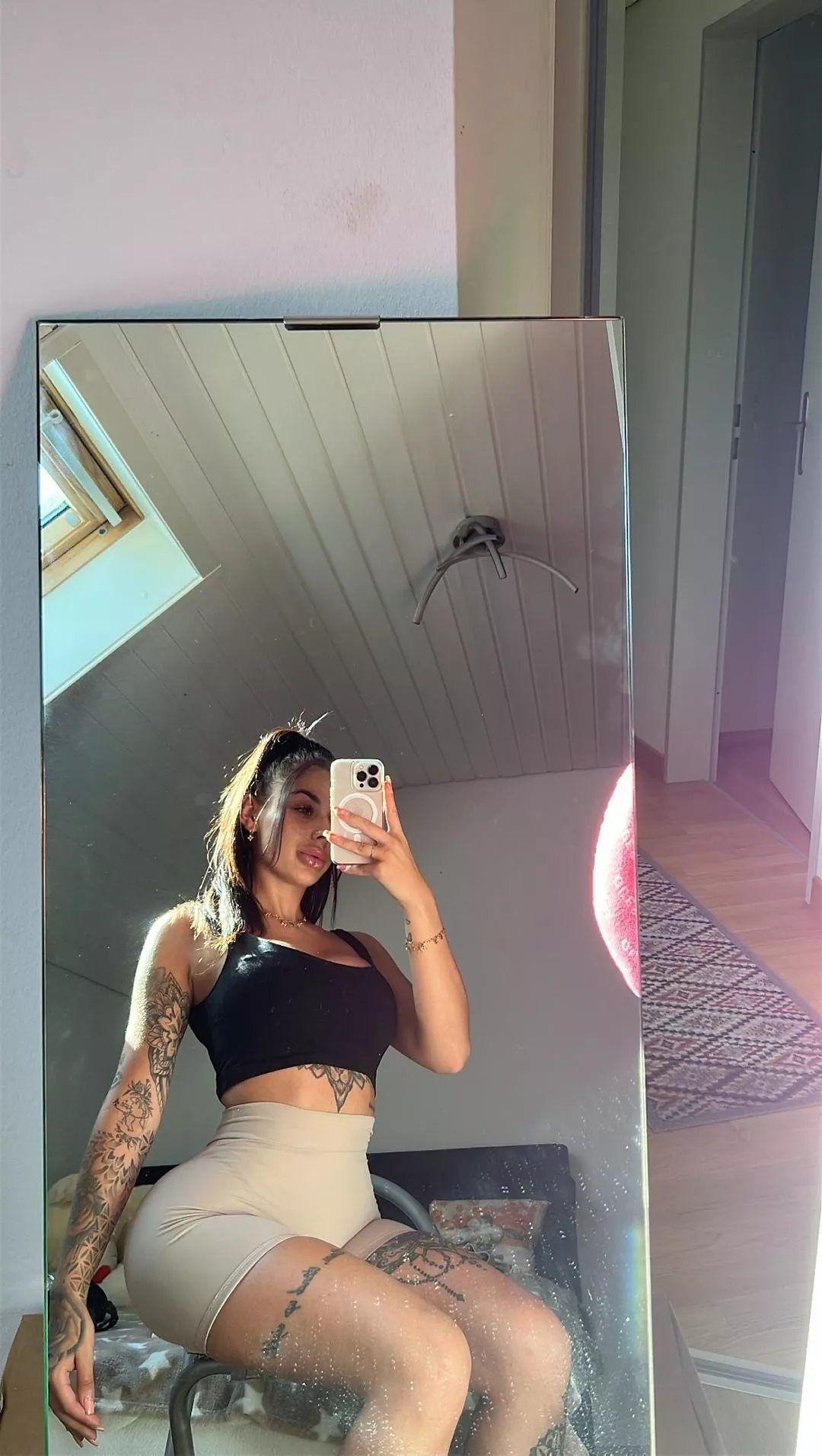 I just want to get out o f the rut a little bit, is here a volunteer? 🔥🫦 posted by Klutzy_Option_6432