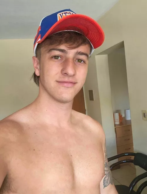 I need a boyfriend but guys just want to have sex with me 😔 by asexyspiderman