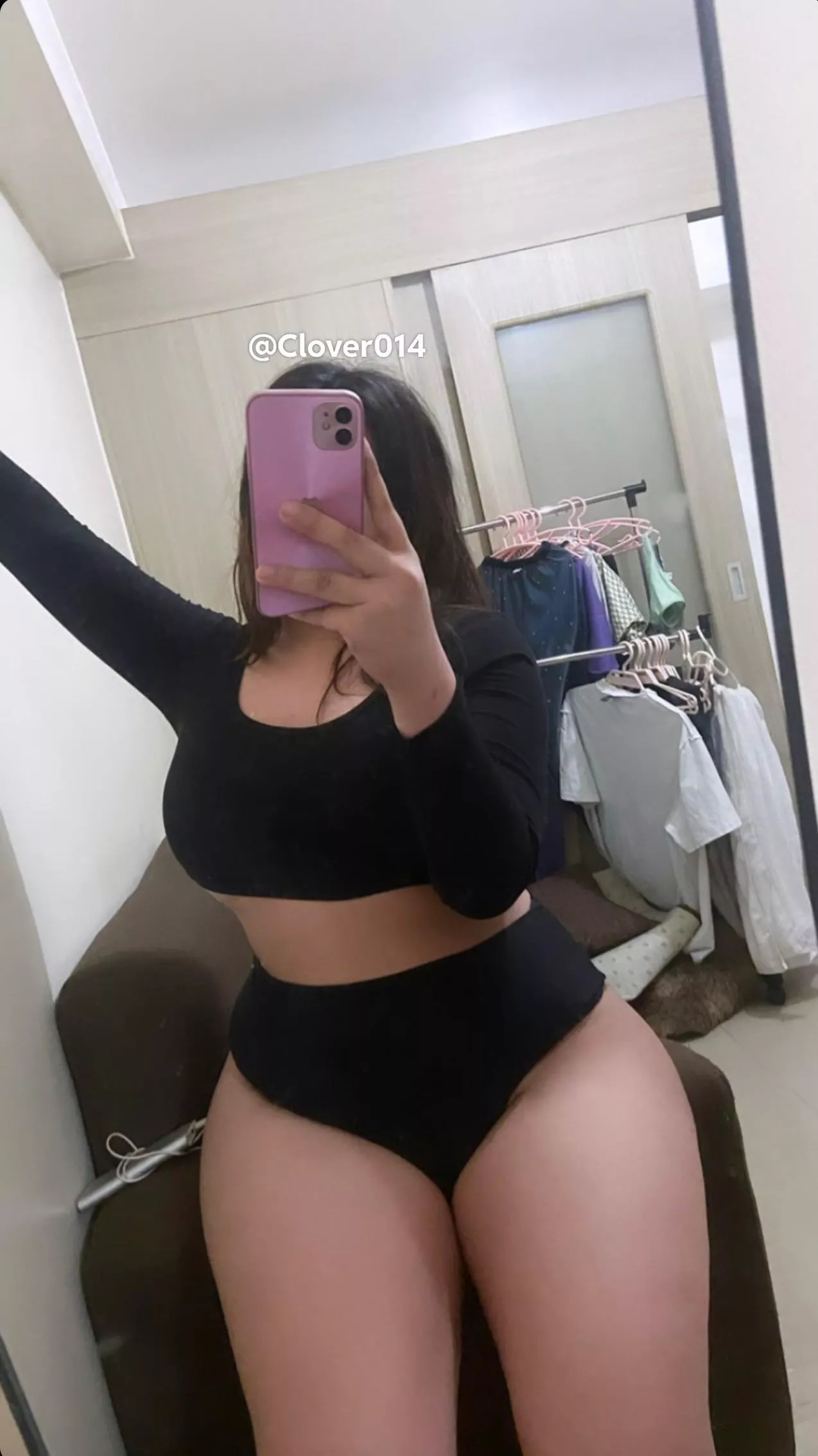 Im so horny wanna come over posted by Clover014