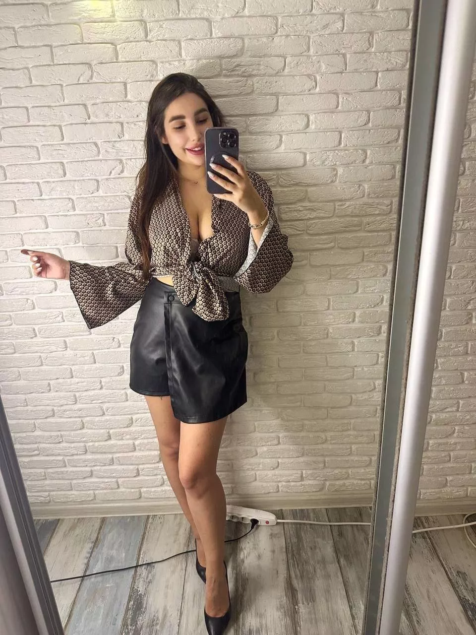 Keep it classy and hot posted by xwastedwhaley