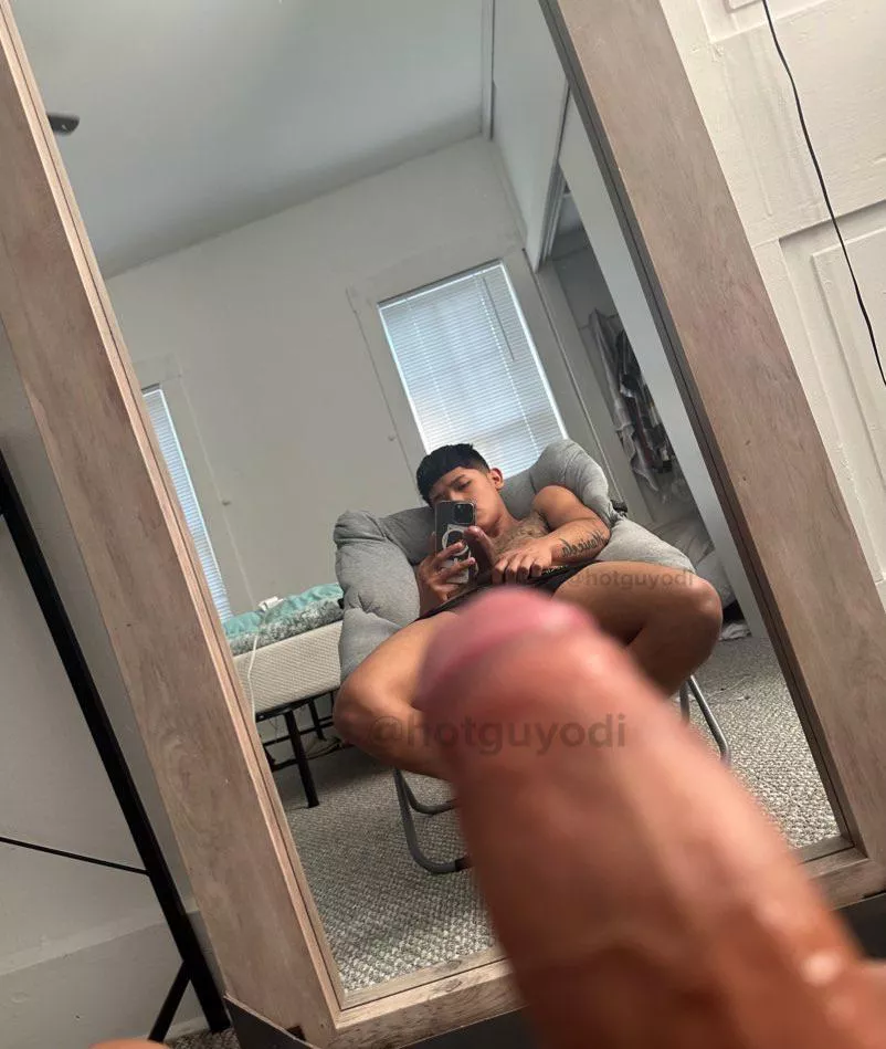 Looking for a bottom to take care of this ;)  posted by TheonlyodiOF
