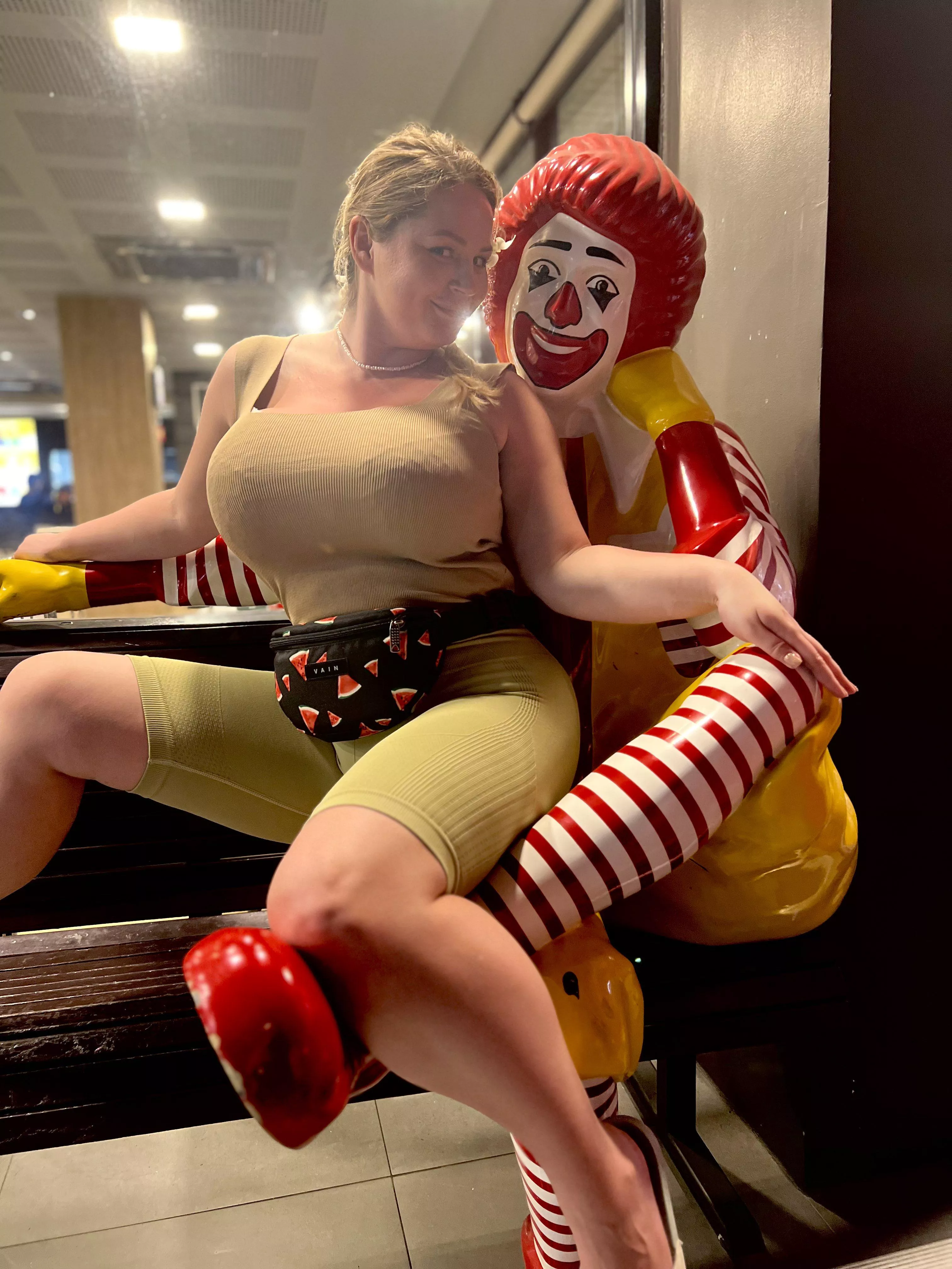 Makes me smile like that clown  posted by Idshootyou