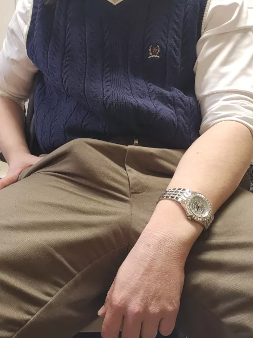 Need some help while I work ;) by MonitorDry5321