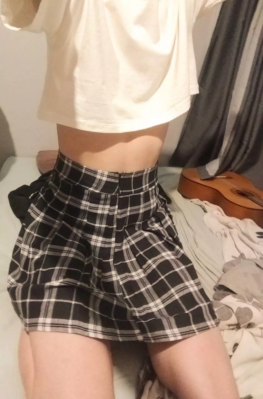new skirt :3 and pretty comfortable too posted by Limp_Lawfulness_2487
