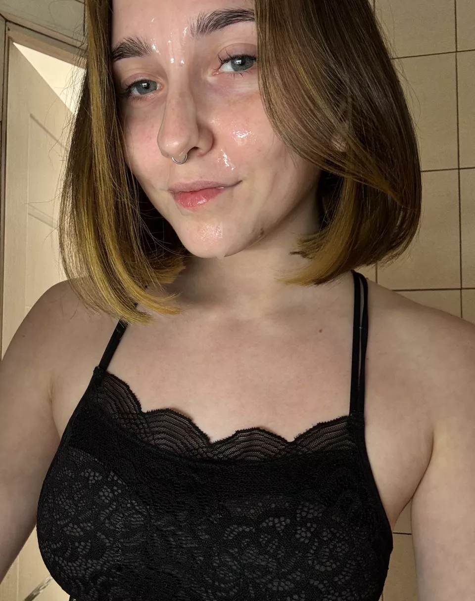 Perfect evening selfie posted by KonosubaAqua