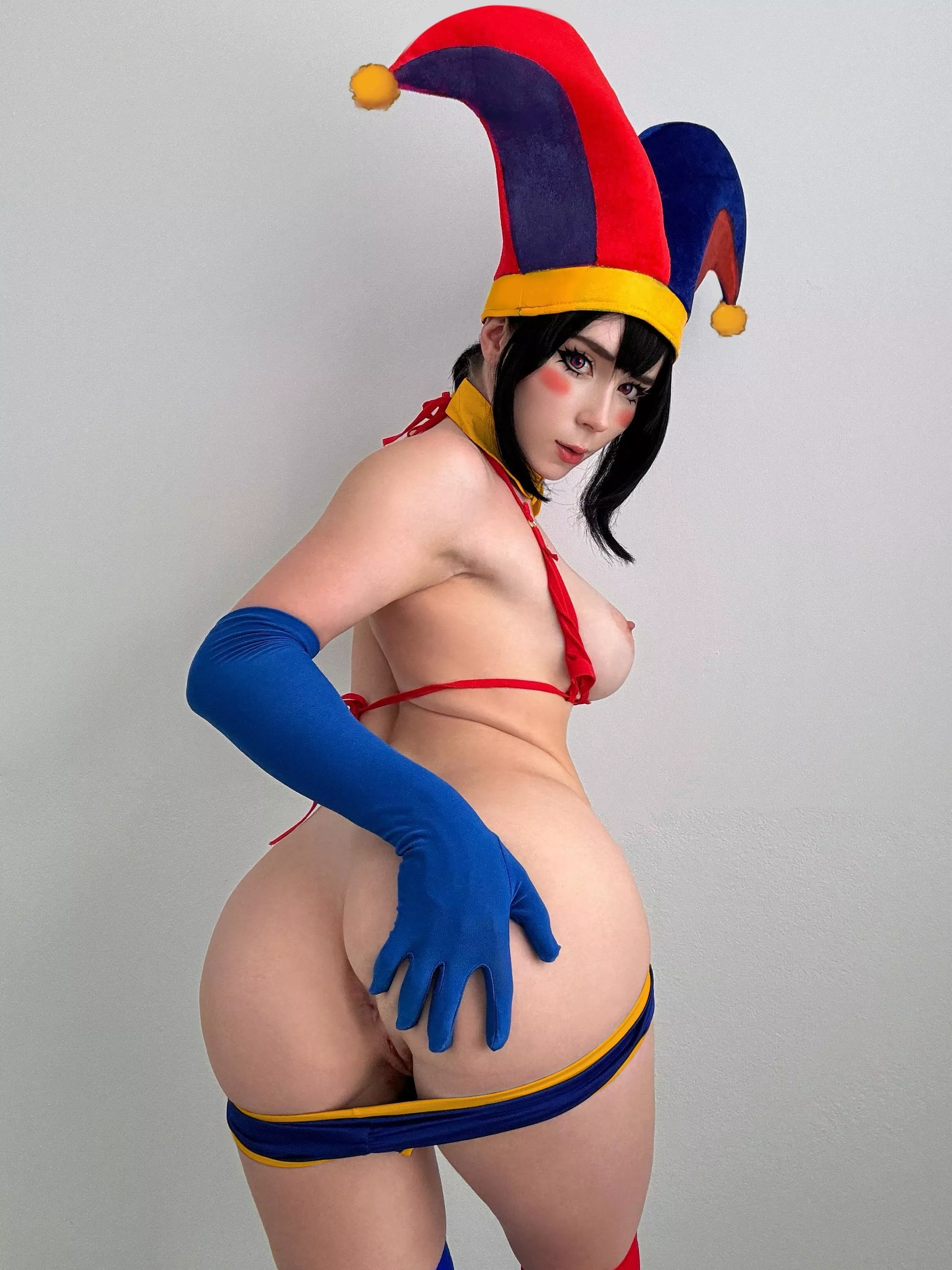 Pomni from The Amazing Digital Circus cosplay by SweetieFox posted by Sweetie_Fox