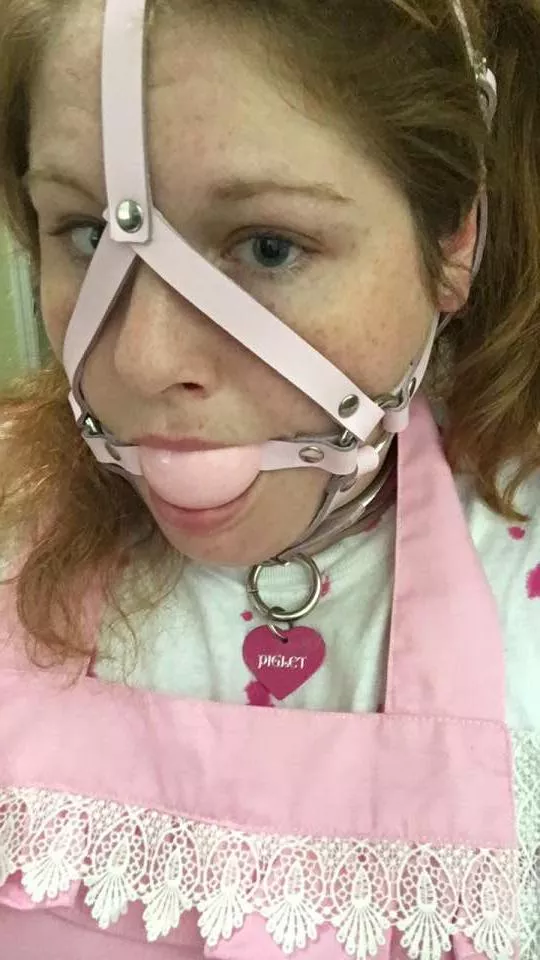 PRETTY IN PINK posted by Pir8Rbrts2