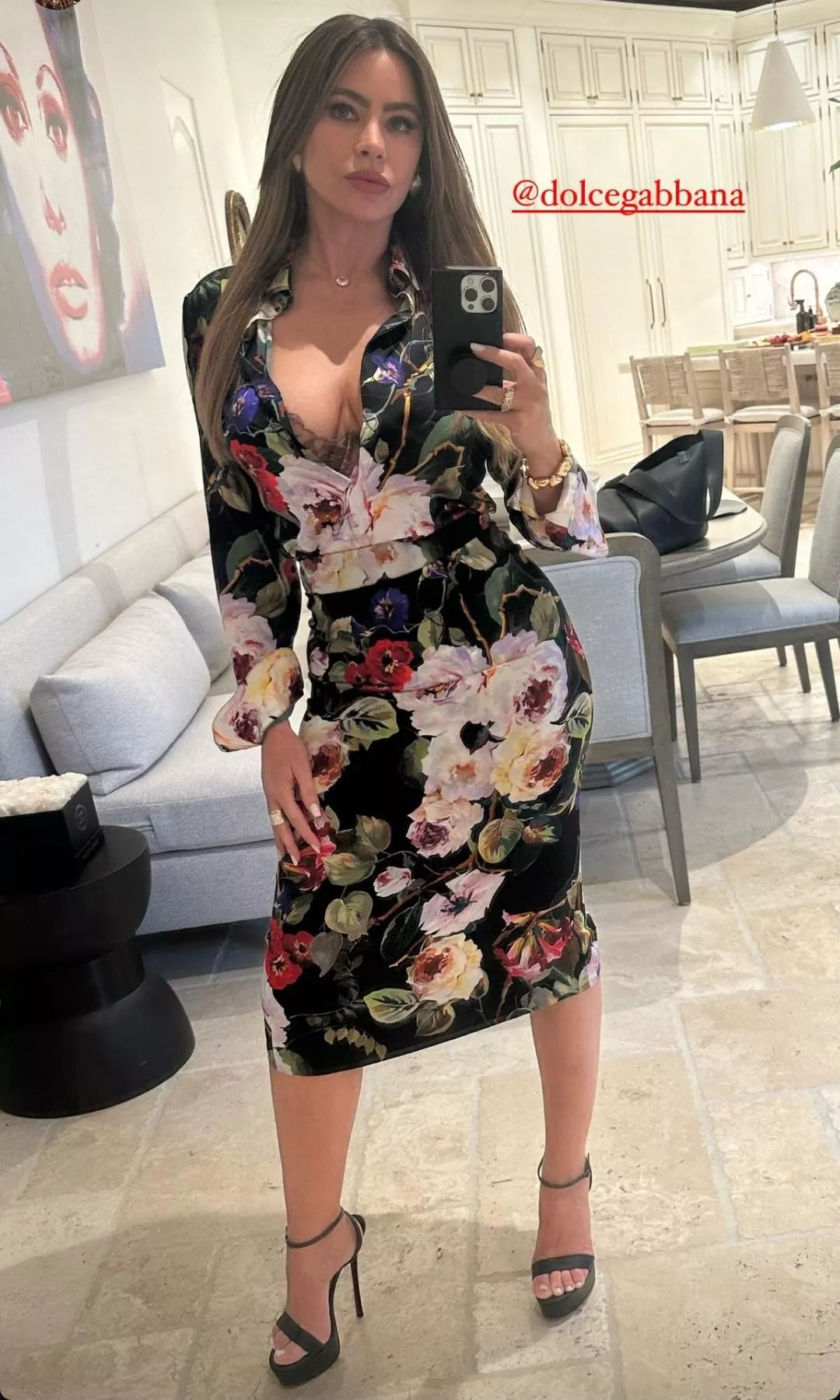 Sofia Vergara  posted by explorethedepths999