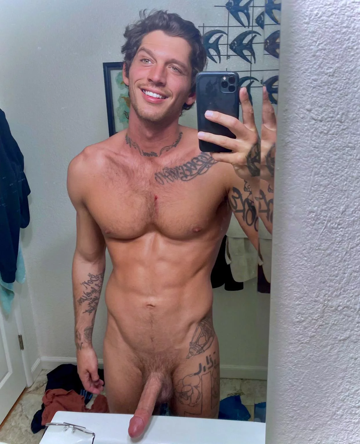 Squeeze me in your schedule? 🫠😏 posted by erosandiris