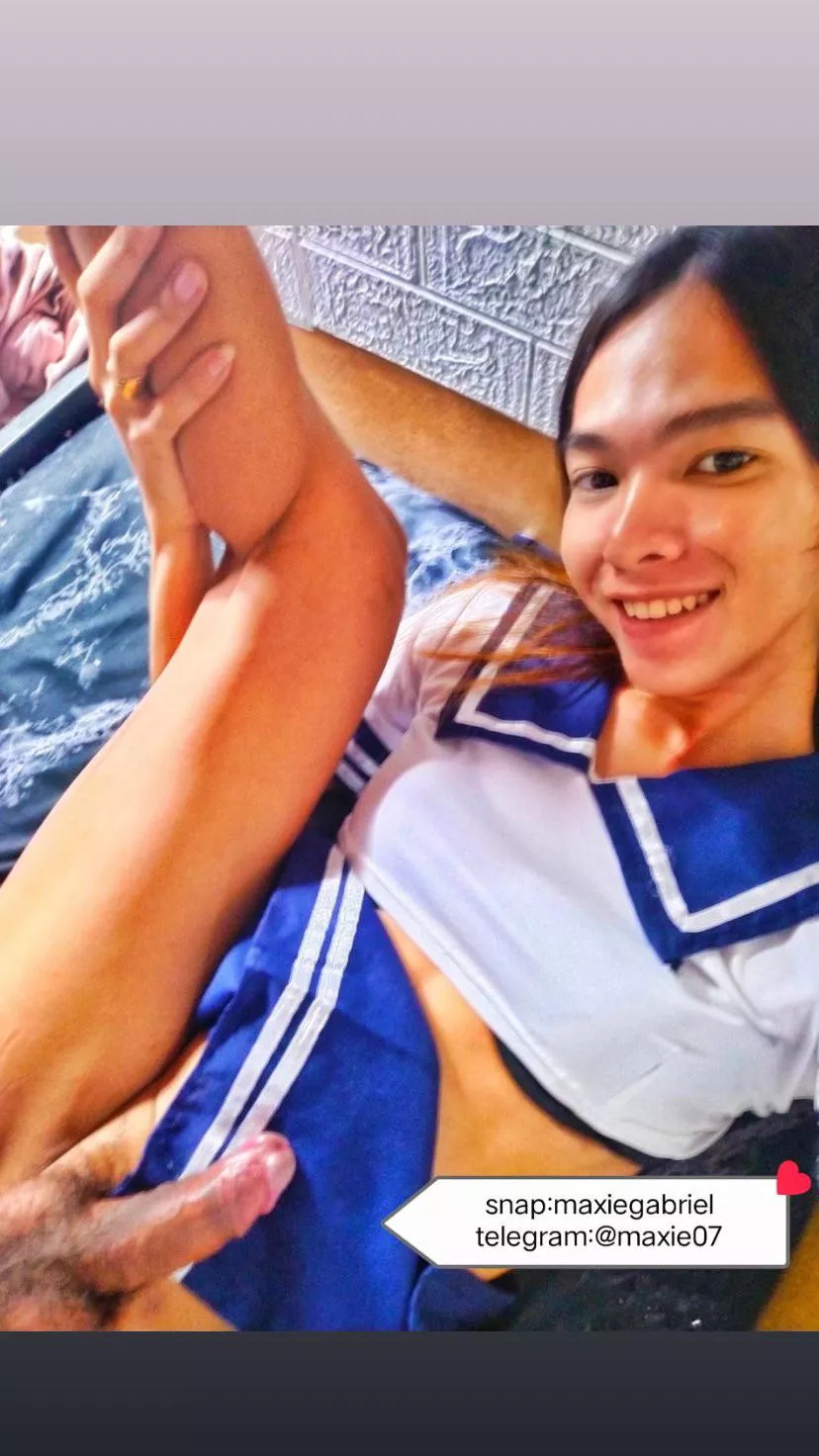 This femboy is ready and available in sext!ng videos and live cum🥵😈💦 posted by captivatingmaxie