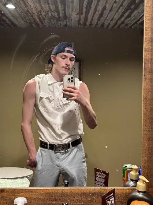 Too much outline for a wedding? by redneckbwc