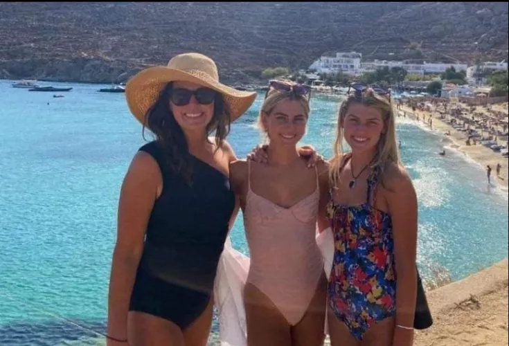 Who do you like? by Prize-Development-84