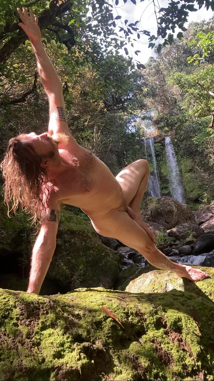 Who’s into naked waterfall yoga?  posted by Dirtydesertcowboy
