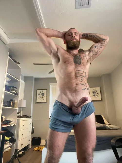 Will you let a 29 year old fuck you bareback? by stephenkemp05