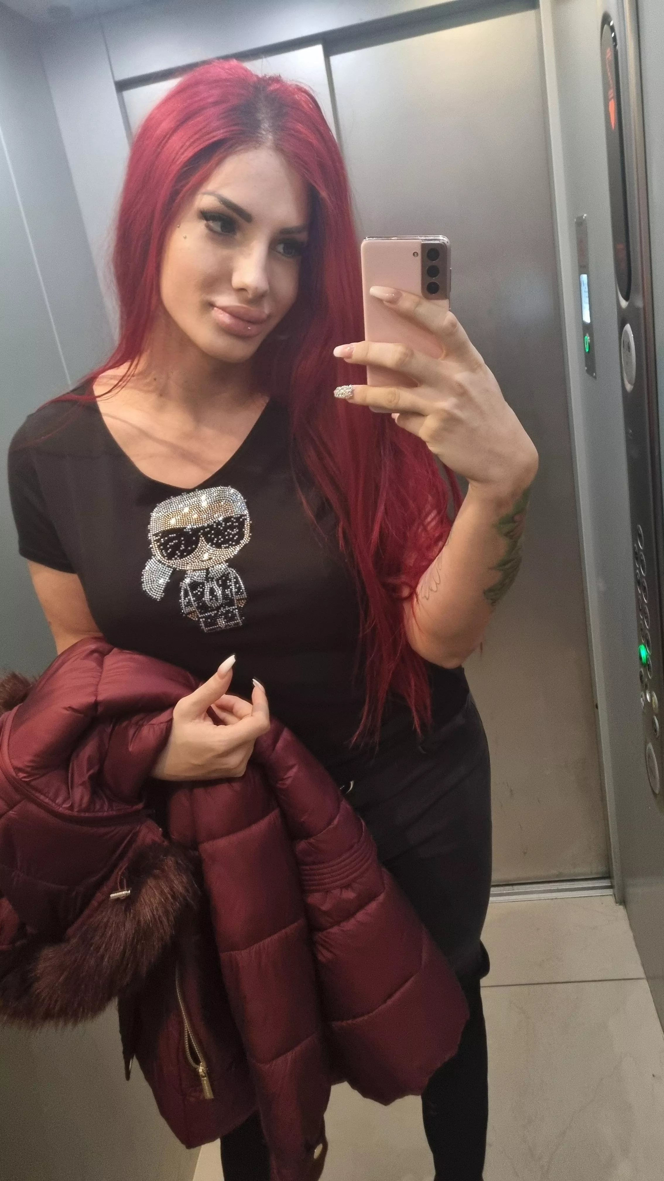 Would you spend the night with me? posted by _young_sexy22