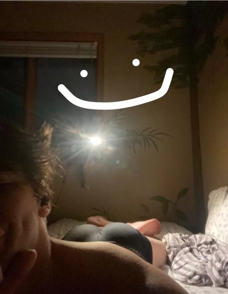 20, Hmu hot boys with a pic posted by specogecko123