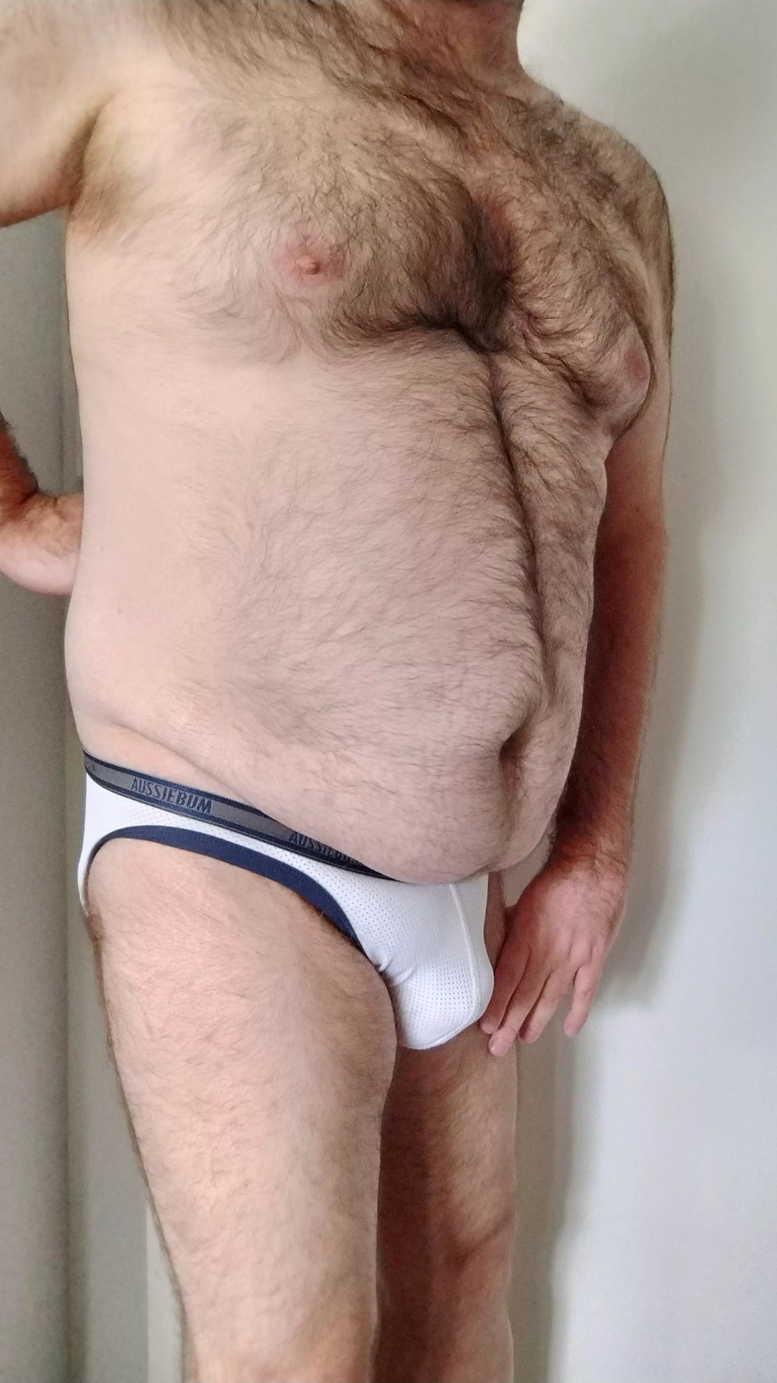 (42) Hi Boys. DMs open.  posted by th1rstyb0y