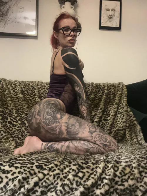 Am I hot enough for this Subreddit ? by zarazaalouh